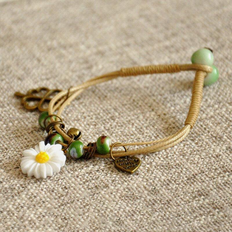 Ethnic Daisy Hand-woven Ceramic Beads Bracelet Geometric Hollow Clover Pendant Bracelet