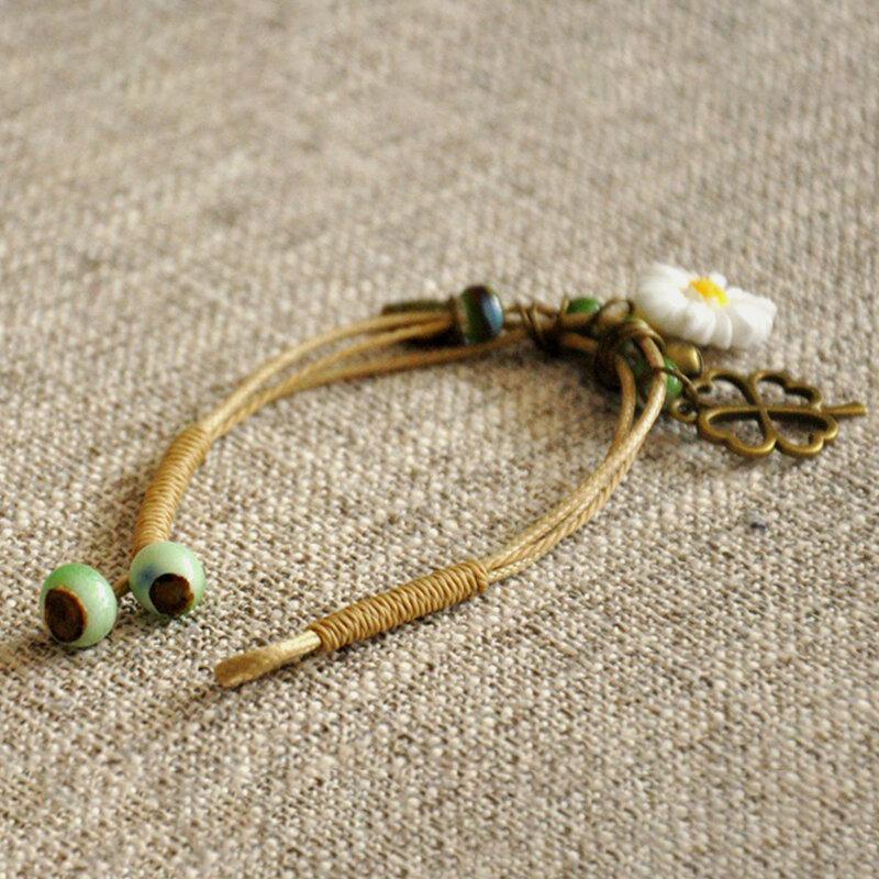 Ethnic Daisy Hand-woven Ceramic Beads Bracelet Geometric Hollow Clover Pendant Bracelet