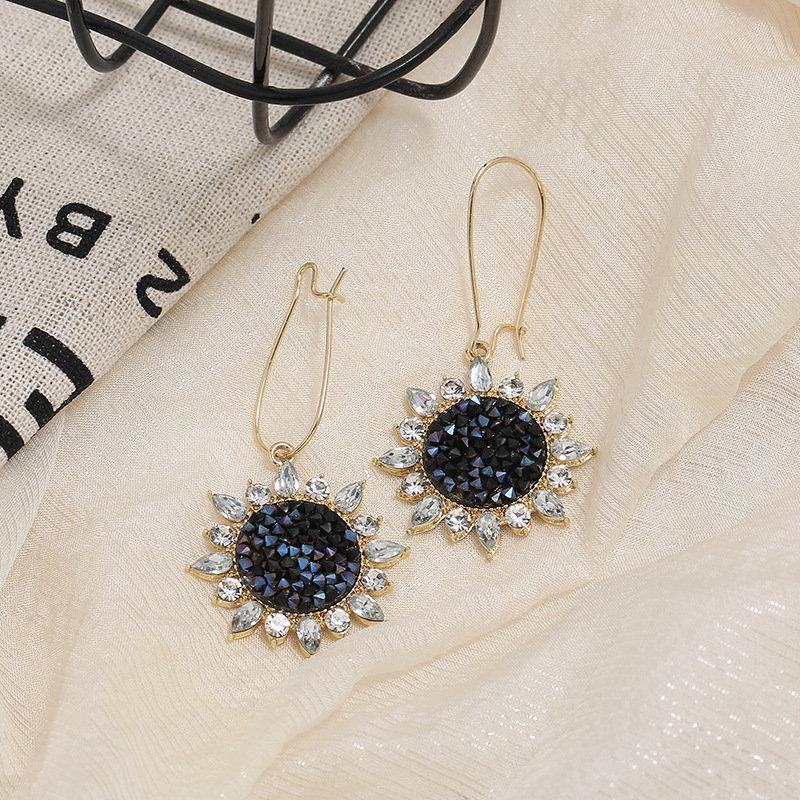 Trendy Sun Flower Pendant Earrings Vintage Geometric Exaggerated Metal Rhinestone Earrings